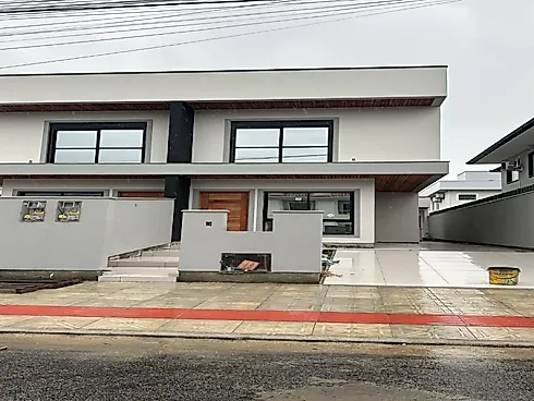 Sobrado geminado em Nova Palhoça, Palhoça