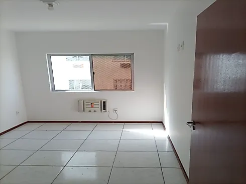 Apartamento em São Sebastião, Palhoça