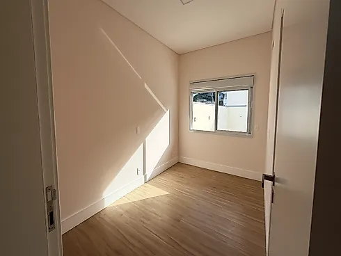 Casa Alto Padrão 3 Quartos 300m² - Casa em São Sebastião, Palhoça - Foto 5