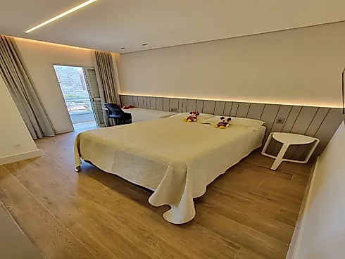 Thumbnail 38
