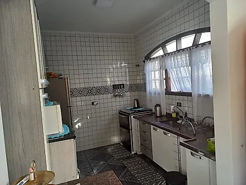Imóvel Misto à Venda no Jardim Utinga – Casa 3 Quartos e Salão de 200m² - Foto 24