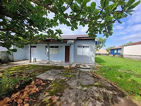 Casa 4 Dormitórios Amplo Quintal no Coroados - Apartamento em Coroados, Guaratuba - Foto 2