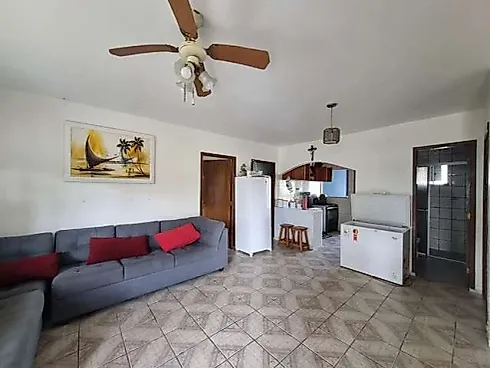 Casa 4 Dormitórios Amplo Quintal no Coroados - Apartamento em Coroados, Guaratuba - Foto 5