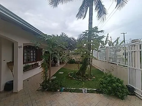Excelente Casa Próxima ao Mar - Casa em Nereidas, Guaratuba - Foto 3