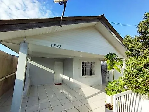 Casa com 3 Quartos Próximo ao Centro. - Casa em Cohapar, Guaratuba - Foto 1