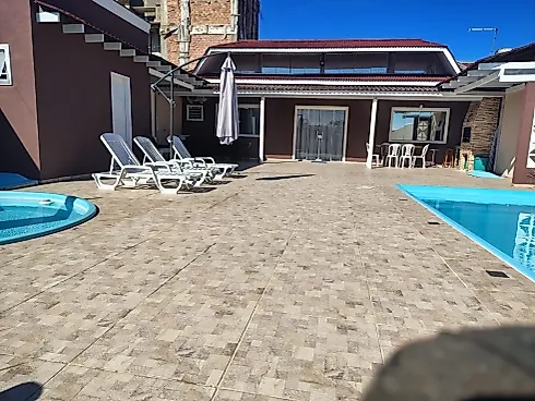 Linda Casa no Nereidas com Piscina - Casa em Nereidas, Guaratuba - Foto 1