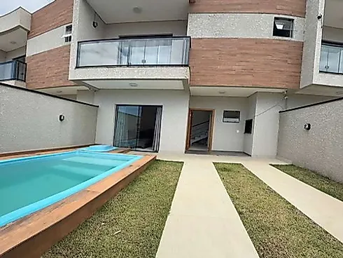 Sobrados Novos a Venda em Guaratuba - Casa em Nereidas, Guaratuba - Foto 1