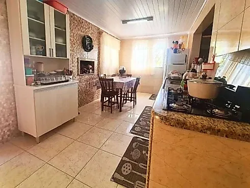 Sobrado com Apartamento e Kitnet - Casa em Centro, Guaratuba - Foto 5