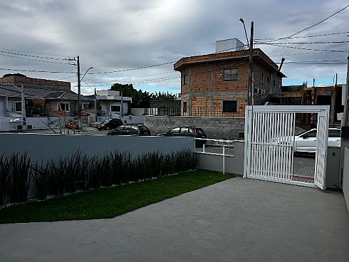 Sobrado geminado em Bela Vista, Palhoça