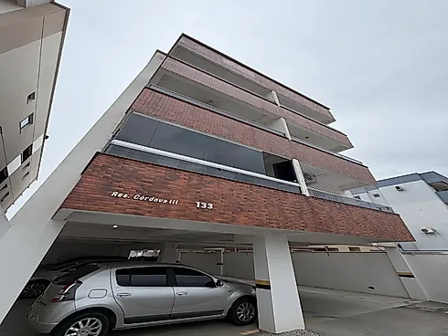 Apartamento em Areias