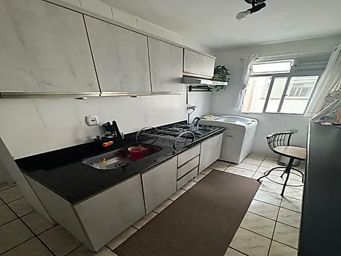 Apartamento em Praia Comprida, São José