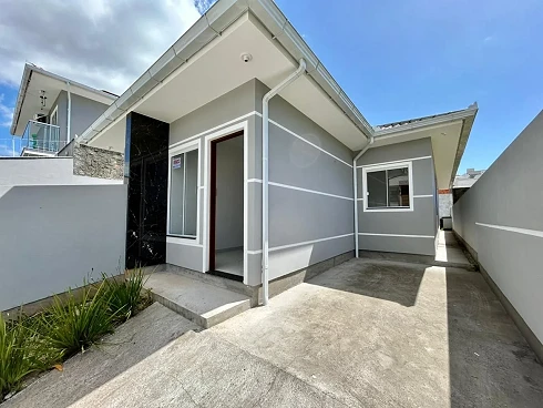 Casa geminada em Potecas, São José