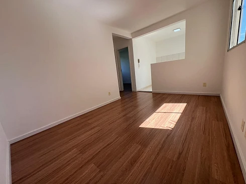 Apartamento em Roçado, São José