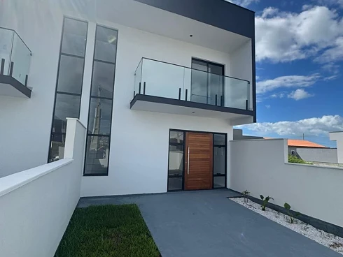 Sobrado geminado em Nova Palhoça, Palhoça