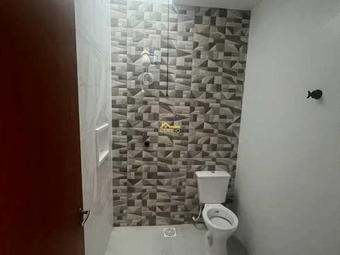 Sobrado geminado em Potecas, São José