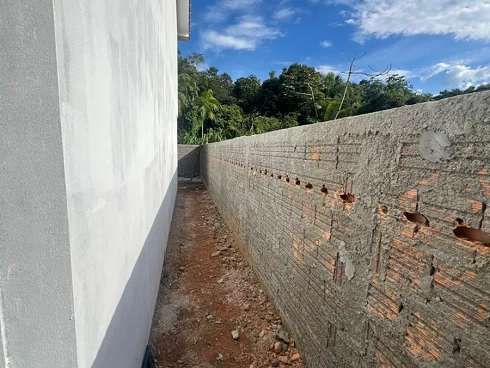 Sobrado geminado em Centro, São José