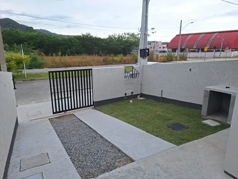 Casa geminada em Forquilhas, São José