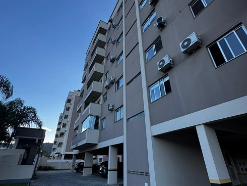 Apartamento em Serraria, São José