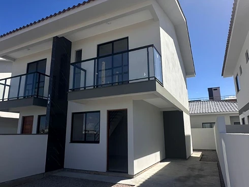 Sobrado geminado em Nova Palhoça, Palhoça
