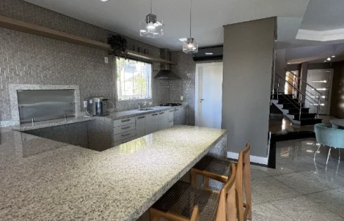 Apartamento em Ponta de Baixo, São José