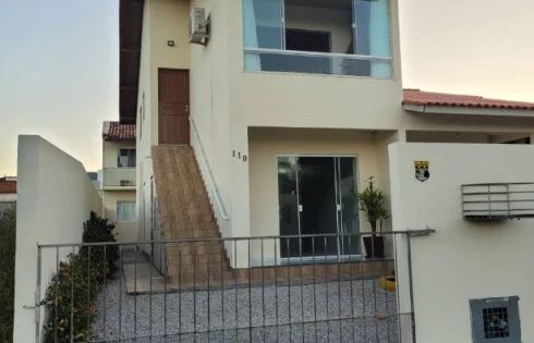 Casa em Rio Caveiras, Biguaçu