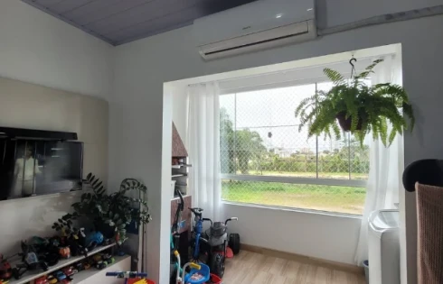 Casa em Rio Caveiras, Biguaçu