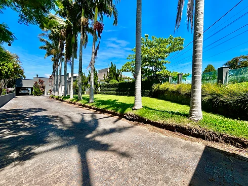 Casa em Bosque das Mansões, São José