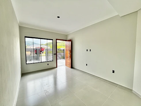 Sobrado geminado em Forquilhas, São José