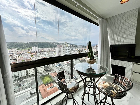 Apartamento em Kobrasol, São José