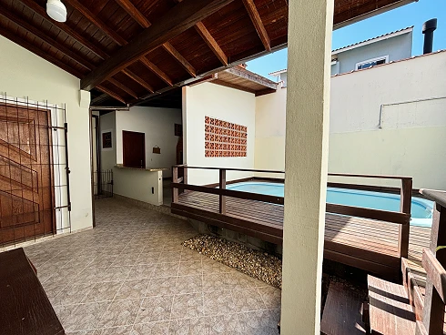 Casa em Madri, Palhoça