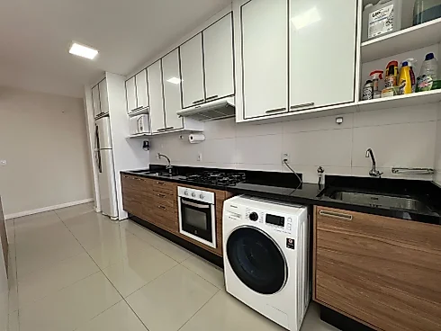 Apartamento em Barreiros, São José