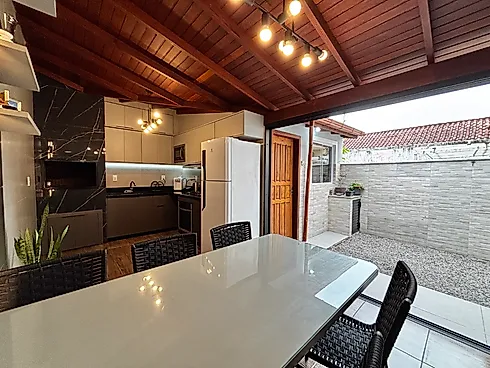 Sobrado 3 Dormitórios- Porteira Fechada - Lisboa - Sobrado geminado em Forquilhas, São José - Foto 2
