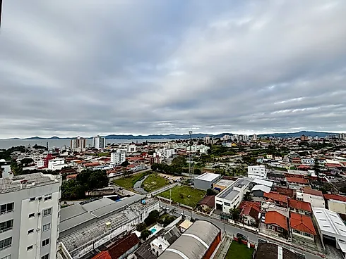 Apartamento 3 Dormitórios sendo 1 Suítes - Barreiros - Apartamento em Barreiros, São José - Foto 3