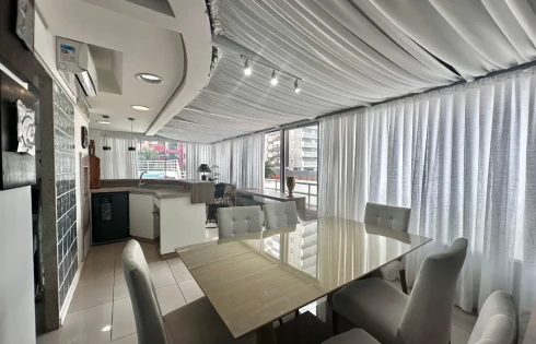 Apartamento em Kobrasol, São José
