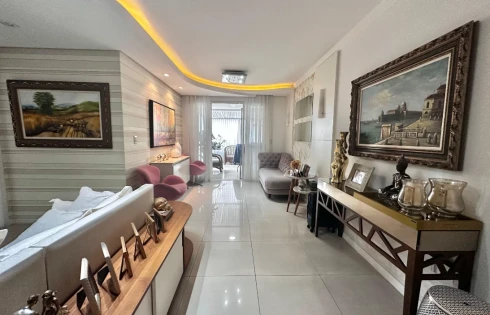 Apartamento em Kobrasol, São José