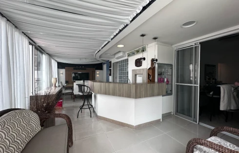 Apartamento em Kobrasol, São José