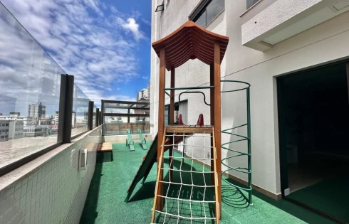 Apartamento em Kobrasol, São José