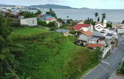 Terreno em Centro, São José