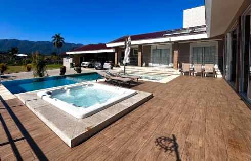 Casa em Sul do Rio, Santo Amaro da Imperatriz