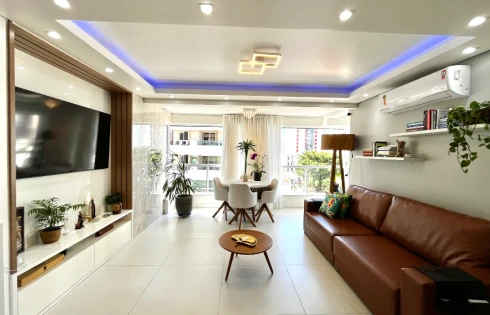 Apartamento em Kobrasol, São José