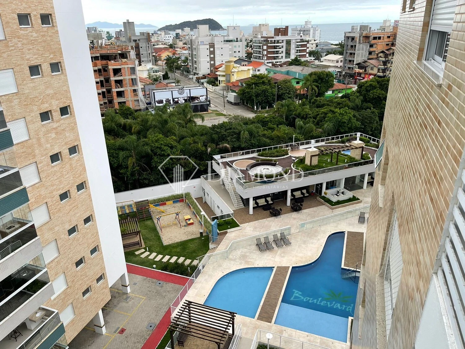 Thumbnail 32