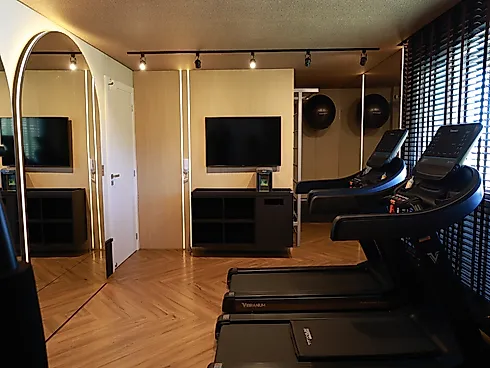 Thumbnail 33