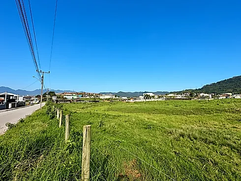 Terreno de 14.736 m² com Excelente Potencial Construtivo no Green Village– Palhoça/SC - Terreno em São Sebastião, Palhoça - Foto 2