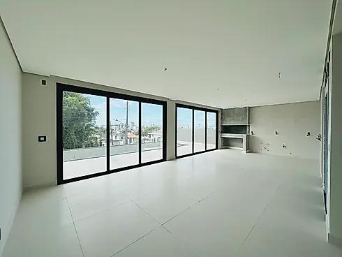 Casa na Pedra Branca, com 316m², 4 Dormitórios sendo 2 Suítes e Vaga para Até 7 Carros - Casa em Pedra Branca, Palhoça - Foto 5