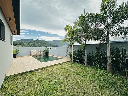 Casa Nova na Pedra Branca, com 192m², 3 Dormitórios com Suíte e Piscina - Casa em Pedra Branca, Palhoça - Foto 3