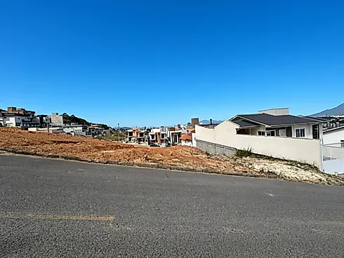 Terreno com 300m² no Loteamento Green Village, São Sebastião - Palhoça/SC - Terreno em São Sebastião, Palhoça - Foto 1