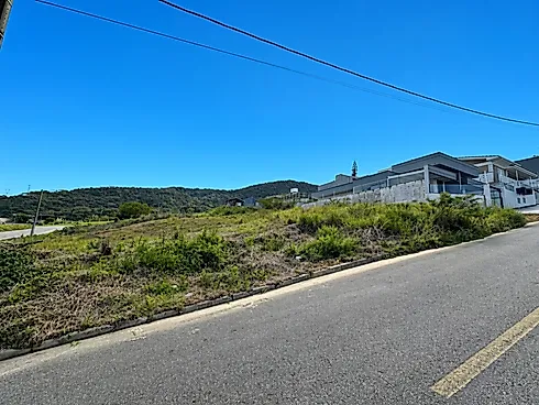 Terreno com 300m² no Loteamento Green Village, São Sebastião - Palhoça/SC - Terreno em São Sebastião, Palhoça - Foto 1
