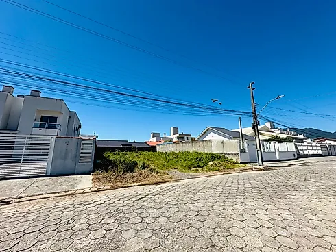Excelente Terreno com 375m², ao Lado do Parque Aririú. - Terreno em Aririú, Palhoça - Foto 3