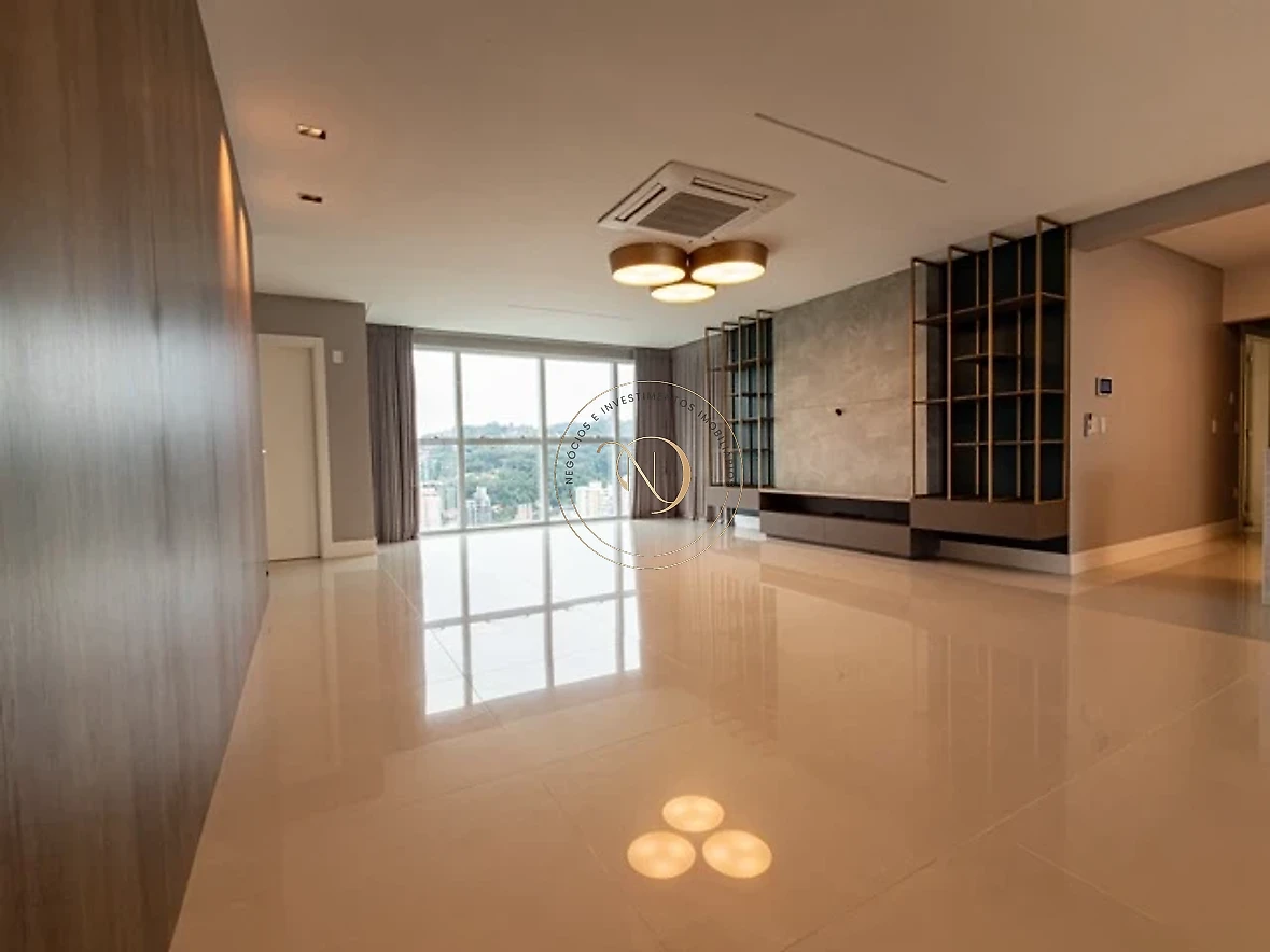 Apartamento Semi-mobiliado 3 suites no Dr.Hermann Blumenau - Foto 1