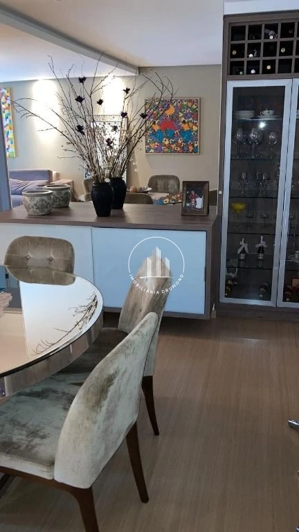 Apartamento em Cacupé, Florianópolis. 3 quartos, 172m². Imagem 1 de 27